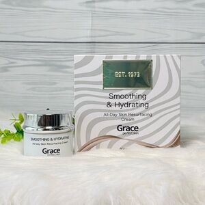 Grace Smoothing & Hydrating Skin Resurfacing Cream Perfect Skin